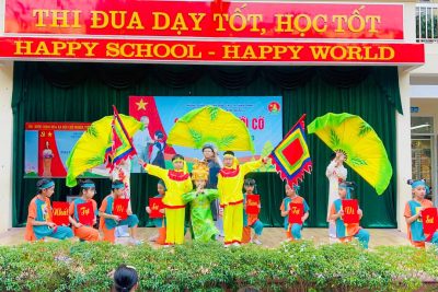 🌷🌷🌷CÓ MỘT NGHỀ KHÔNG TRỒNG CÂY VÀO ĐẤT – MÀ CHO ĐỜI NHỮNG ĐOÁ HOA THƠM🌷🌷🌷🌷